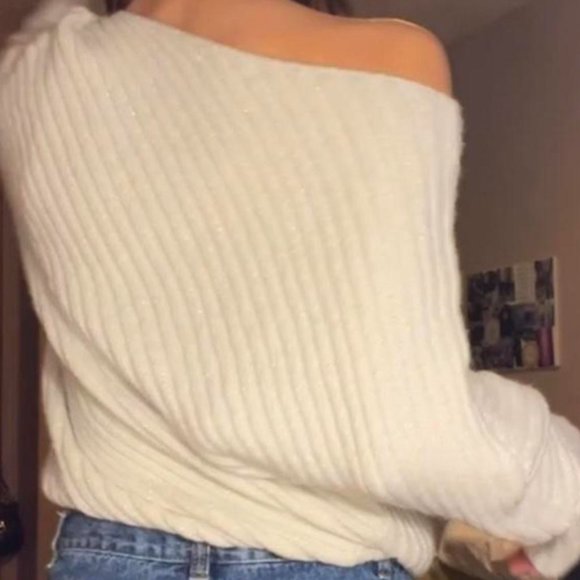 Winter White Glitter Off the Shoulder Sweater by Jennifer Lopez XL - Picture 2 of 4